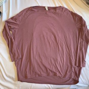 Long sleeve lululemon lounge top